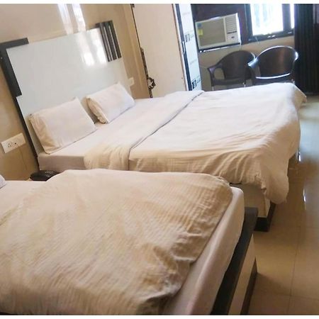 A Premium Hotel Sheeva Inn Near Temple - Fully Air Conditioning - Best Hotel Kankhal المظهر الخارجي الصورة