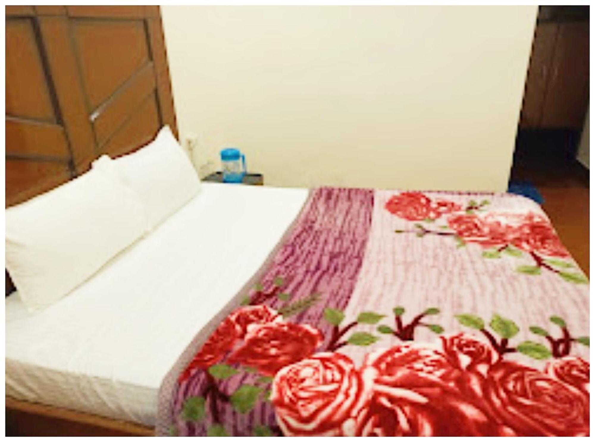 A Premium Hotel Sheeva Inn Near Temple - Fully Air Conditioning - Best Hotel Kankhal المظهر الخارجي الصورة